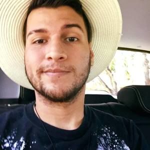 Meet your Posher, Juan